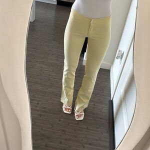 Patrizia Pepe Firenze Italian pastel yellow denim jeans low rise bootcut